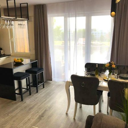 Glamour Apartment With Big, Private Terrace Cracóvia Exterior foto